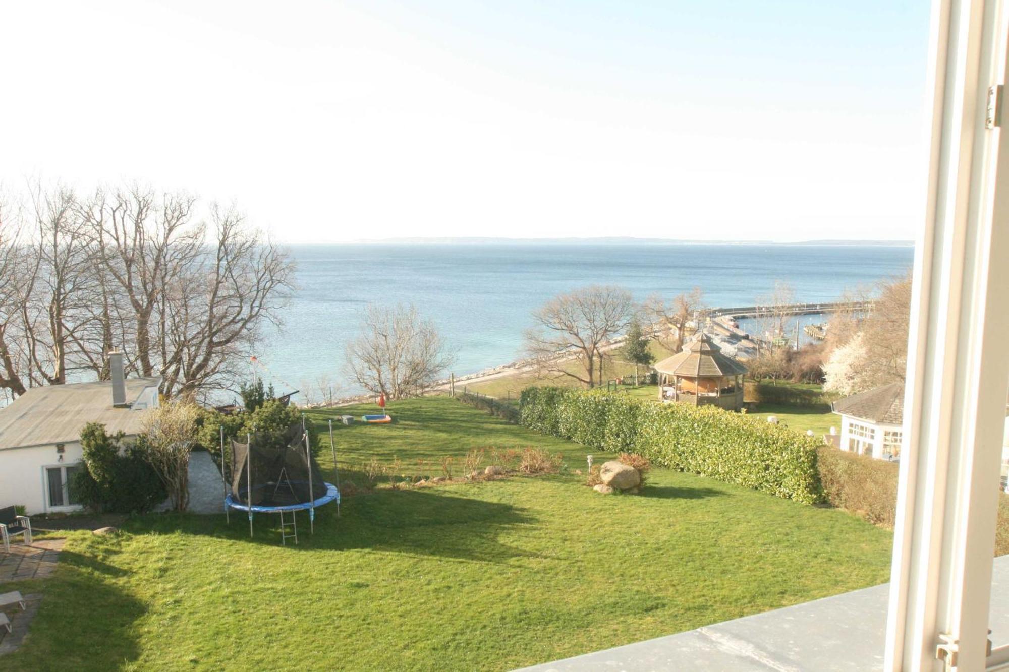 Villa Feodora - Das Haus Mit Dem Einzigartigen Seeblick Sassnitz Luaran gambar